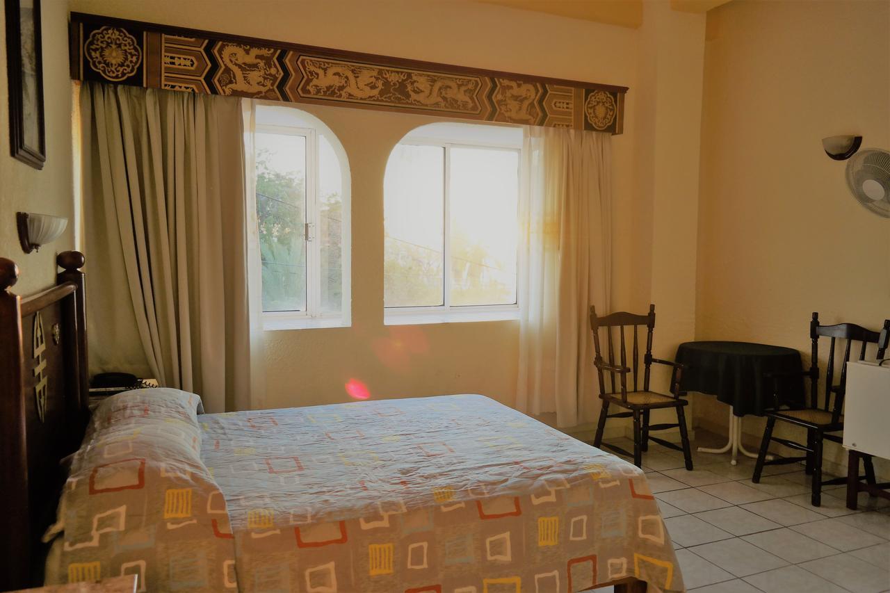 Hotel Pekin La Paz Bagian luar foto