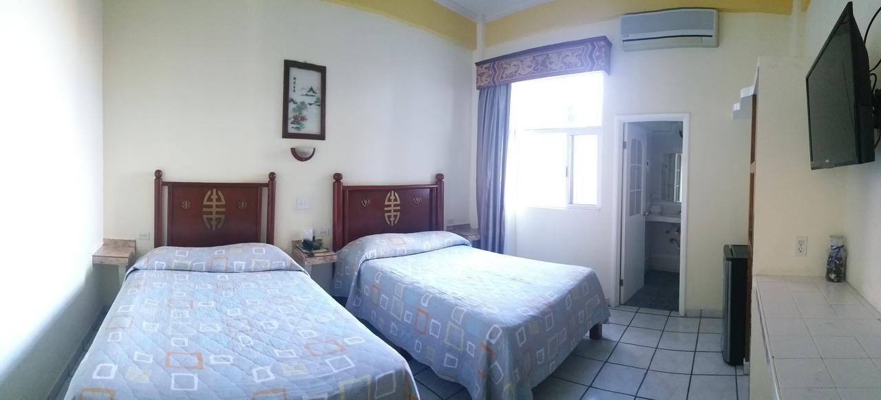 Hotel Pekin La Paz Bagian luar foto
